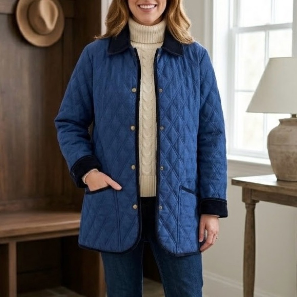 TSUNAMI Quilted Barn Jacket Blue Velvet Trim Cottagecore Grandmacore Oversized